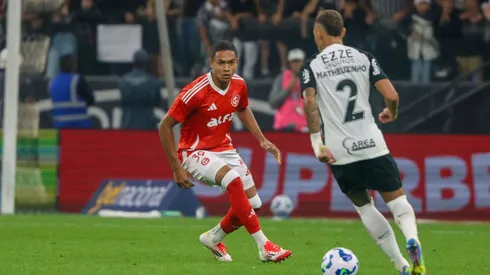 Luis Otávio em ação pelo Internacional. Foto: Ricardo Duarte / Internacional
