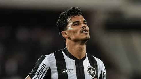 Danilo Barbosa pode deixar o Botafogo, mas ainda não tomou uma decisão.