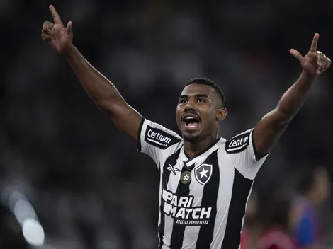 Cuiabano responde sobre possível saída do Botafogo na janela de transferências
