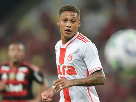 Torcida do Internacional vibra com ampliação de contrato de Vitinho