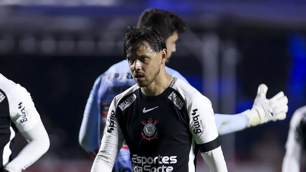 Ángel Romero em campo pelo Corinthians contra o São Paulo. Foto: Ricardo Moreira/Getty Images