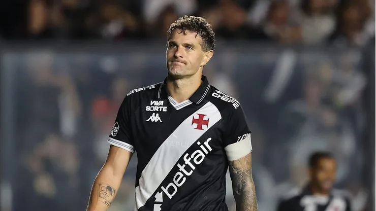Vegetti não teve boa atuação contra o Grêmio. Foto: Wagner Meier/Getty Images