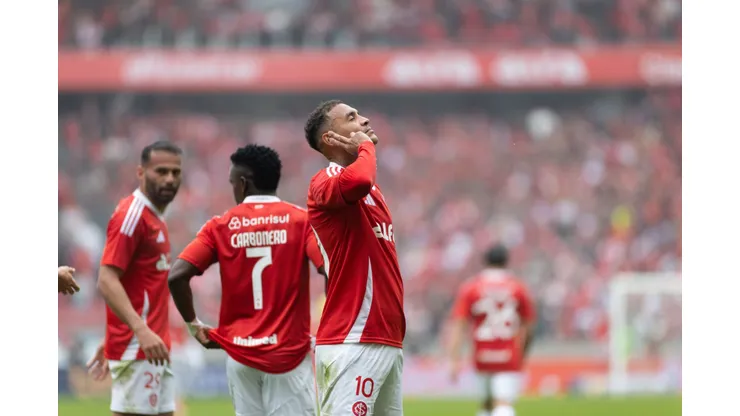 RS - PORTO ALEGRE - 20/07/2025 - BRASILEIRO A 2025, INTERNACIONAL X CEARA - Alan Patrick jogador do Internacional comemora seu gol durante partida contra o Ceara no estadio Beira-Rio pelo campeonato Brasileiro A 2025. Foto: Cristiano Junior/AGIF