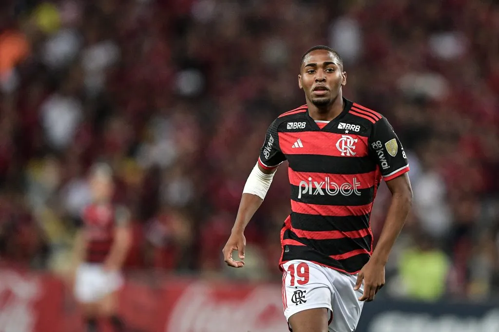 RJ – RIO DE JANEIRO – 15/05/2024 – COPA LIBERTADORES 2024, FLAMENGO X BOLIVAR – Lorran jogador do Flamengo durante partida contra o Bolivar no estadio Maracana pelo campeonato Copa Libertadores 2024. Foto: Thiago Ribeiro/AGIF