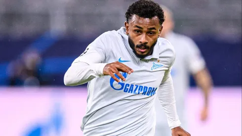 DORTMUND, GERMANY – OCTOBER 28: Wendel of St. Petersburg kicks the ball during the UEFA Champions League Group F stage match between Borussia Dortmund and Zenit St. Petersburg at Signal Iduna Park on October 28, 2020 in Dortmund, Germany. (Photo by Lukas Schulze/Getty Images)