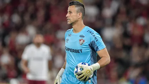 Fabio goleiro do Fluminense durante partida contra o Flamengo no estadio Maracana pelo campeonato Brasileiro A 2025. Foto: Thiago Ribeiro/AGIF