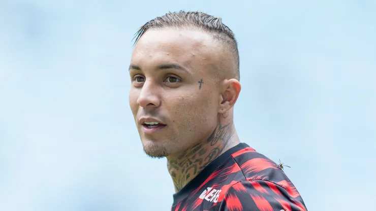 Everton Cebolinha jogador do Flamengo durante partida contra o Gremio no estadio Arena do Gremio pelo campeonato Brasileiro A 2025.