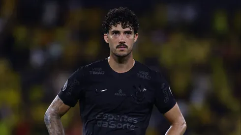 Gustavo Henrique durante confronto contra o Barcelona de Guayaquil na Libertadores 2025.