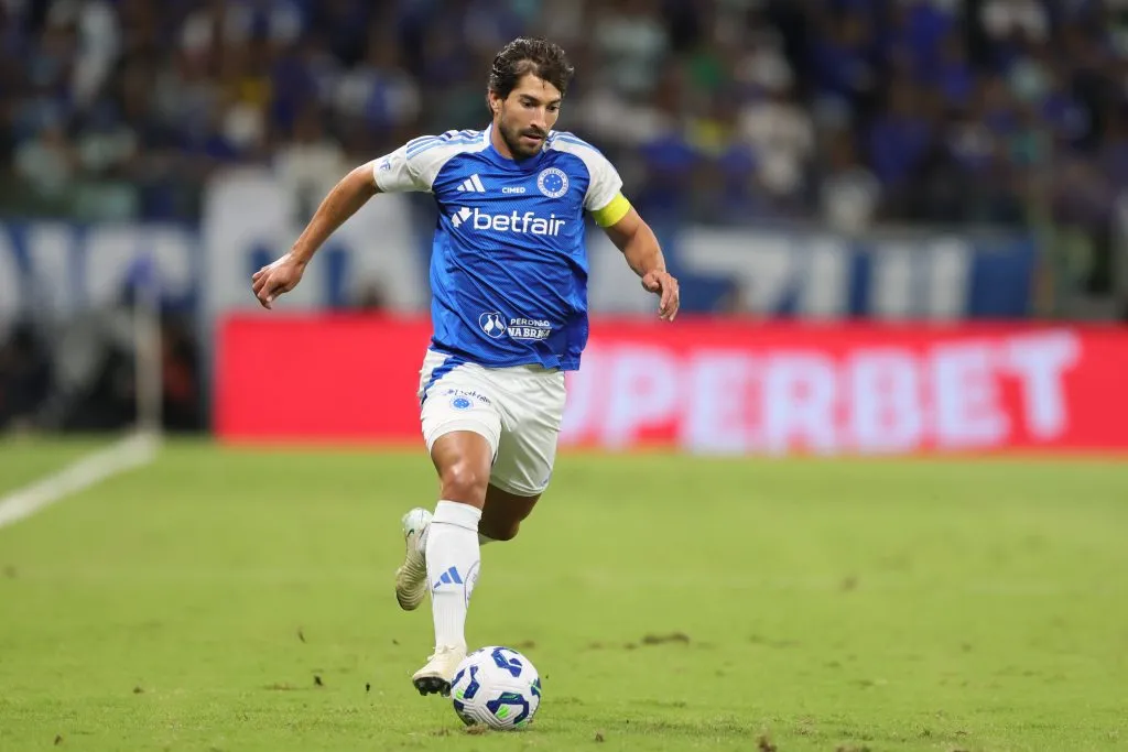 Lucas Silva durante partida contra o Vila Nova-GO na Copa Do Brasil 2025. Foto: Gilson Lobo/AGIF
