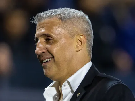 Hernán Crespo é avisado que Maik está de volta após lesão no São Paulo