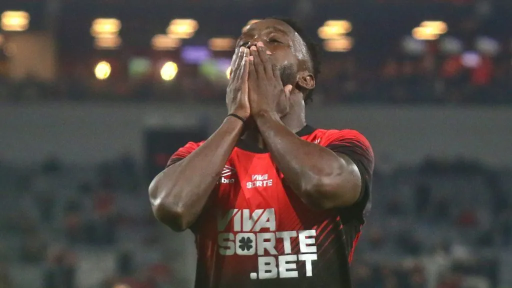 Mendoza Athletico-PR