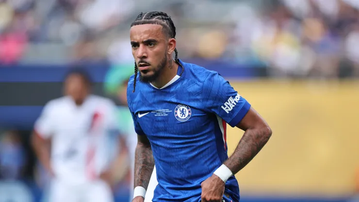 Malo Gusto, camisa 27 do Chelsea FC, reage durante a final da Copa do Mundo de Clubes da FIFA 2025 entre Chelsea FC e Paris Saint-Germain no Estádio MetLife, em 13 de julho de 2025, em East Rutherford, Nova Jersey. (Foto de Alex Grimm/Getty Images)