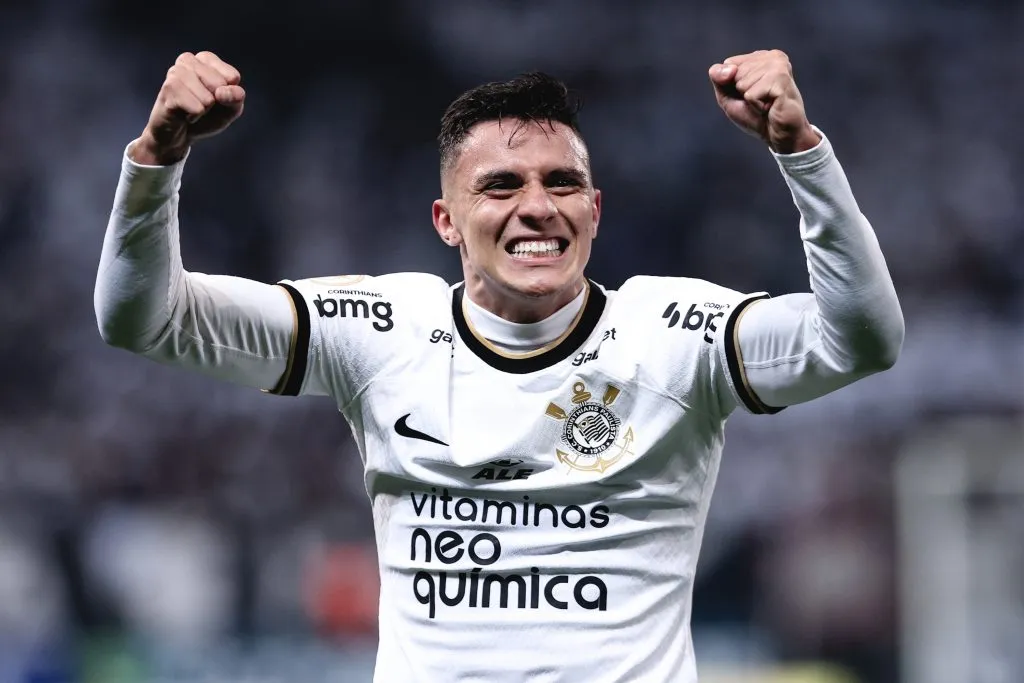 SP – Sao Paulo – 11/06/2022 – BRASILEIRO A 2022, CORINTHIANS X JUVENTUDE – Gustavo Mantuan jogador do Corinthians comemora seu gol durante partida contra o Juventude no estadio Arena Corinthians pelo campeonato Brasileiro A 2022. Foto: Ettore Chiereguini/AGIF