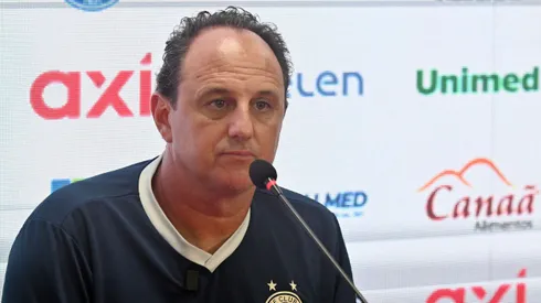 BA – SALVADOR – 31/03/2024 – BAIANO 2024, VITORIA X BAHIA – Rogerio Ceni, tecnico do Bahia durante partida contra o Vitoria no estadio Barradao pelo campeonato Baiano 2024. Foto: Walmir Cirne/AGIF