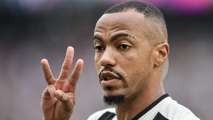 Marlon Freitas jogador do Botafogo durante partida contra o Sao Paulo no estadio Engenhao pelo campeonato Brasileiro A 2024.