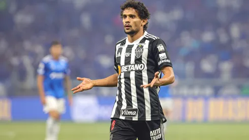 MG – BELO HORIZONTE – 10/08/2024 – BRASILEIRO A 2024, CRUZEIRO X ATLETICO-MG – Gustavo Scarpa jogador do Atletico-MG durante partida contra o Cruzeiro no estadio Mineirao pelo campeonato Brasileiro A 2024. Foto: Gilson Lobo/AGIF