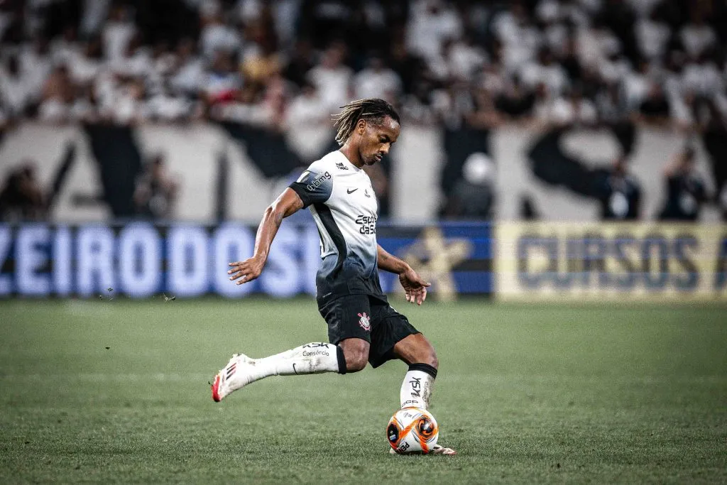 Carrillo durante partida contra o Mirassol no Campeonato Paulista de 2025. Foto: Leonardo Lima/AGIF