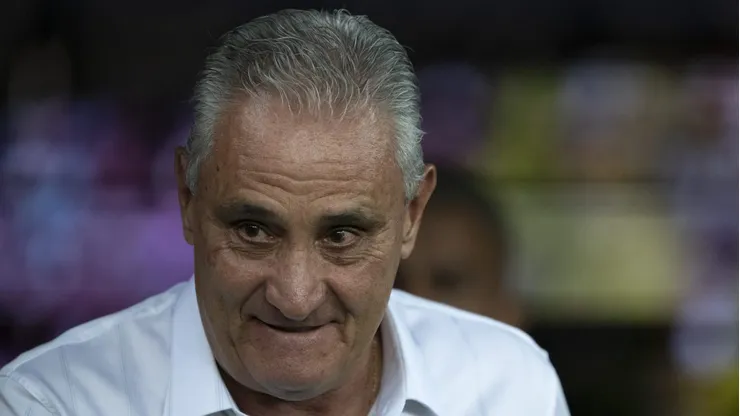 RJ - RIO DE JANEIRO - 15/08/2024 - COPA LIBERTADORES 2024, FLAMENGO X BOLIVAR - Tite tecnico do Flamengo durante partida contra o Bolivar no estadio Maracana pelo campeonato Copa Libertadores 2024. Foto: Jorge Rodrigues/AGIF