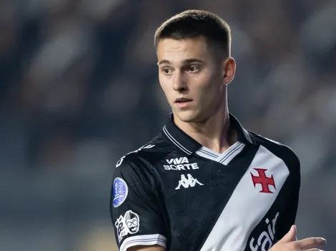 Guilherme Estrella, do Vasco, se manifesta sobre volta aos gramados