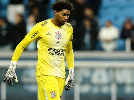 Torcida do Corinthians surpreende com mensagem para Hugo Souza