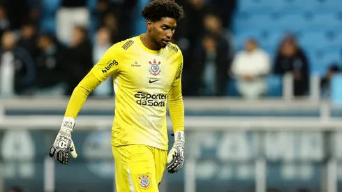 Hugo Souza, goleiro do Corinthians . Foto: Pedro H. Tesch/Getty Images