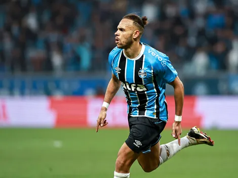 Braithwaite tenta, mas Grêmio empata e é eliminado na Sul-Americana