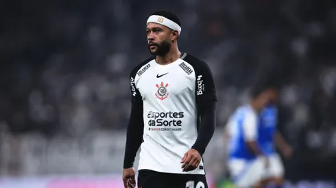 SP – SAO PAULO – 23/07/2025 – BRASILEIRO A 2025, CORINTHIANS X CRUZEIRO – Memphis Depay jogador do Corinthians durante partida contra o Cruzeiro no estadio Arena Corinthians pelo campeonato Brasileiro A 2025. Foto: Ettore Chiereguini/AGIF
