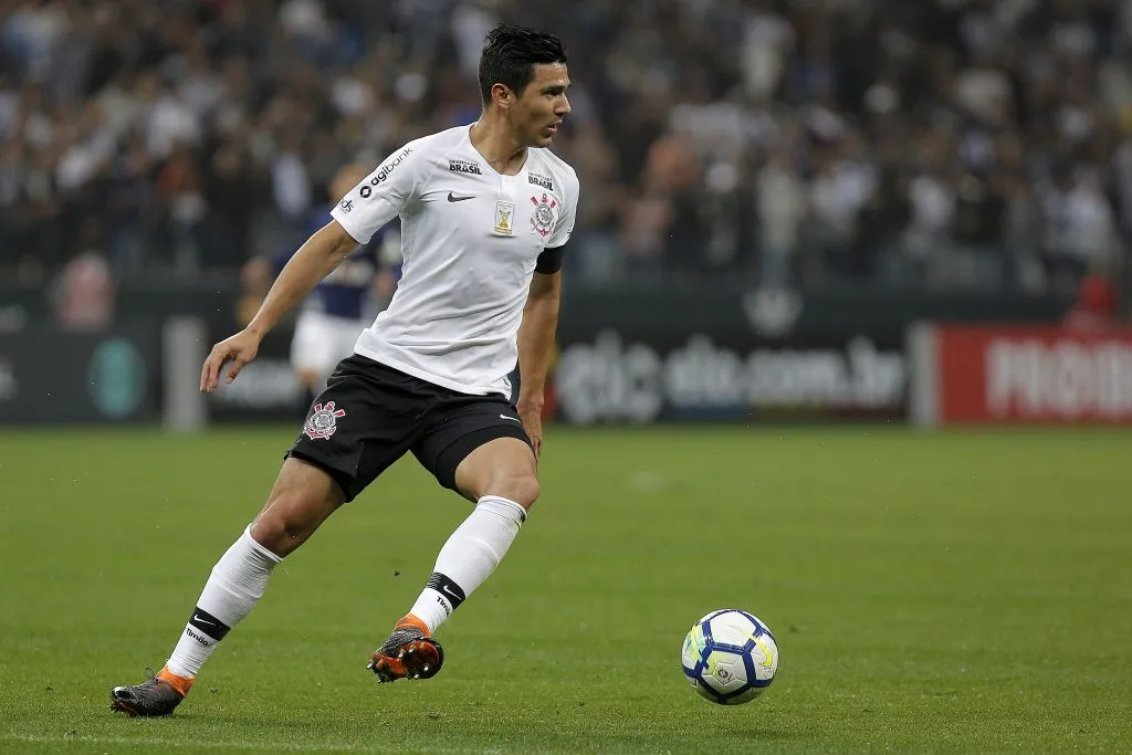 No Brasil, Fabián Balbeuna defendeu o Corinthians. Foto: Daniel Vorley/AGIF