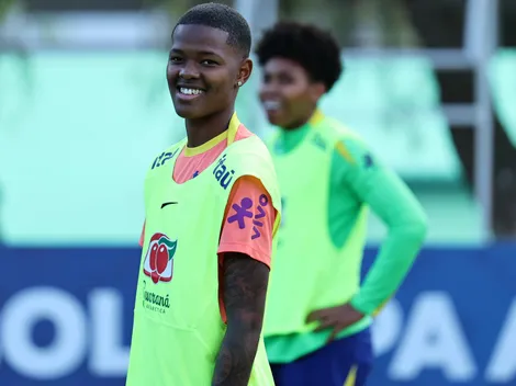 Jhonson aponta qual a importância das suas companheiras de Corinthians na sua carreira