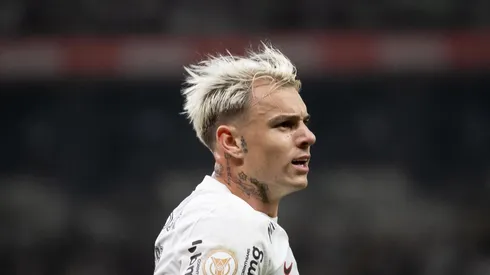 Roger Guedes interessa ao Grêmio. Fernando Moreno/AGIF