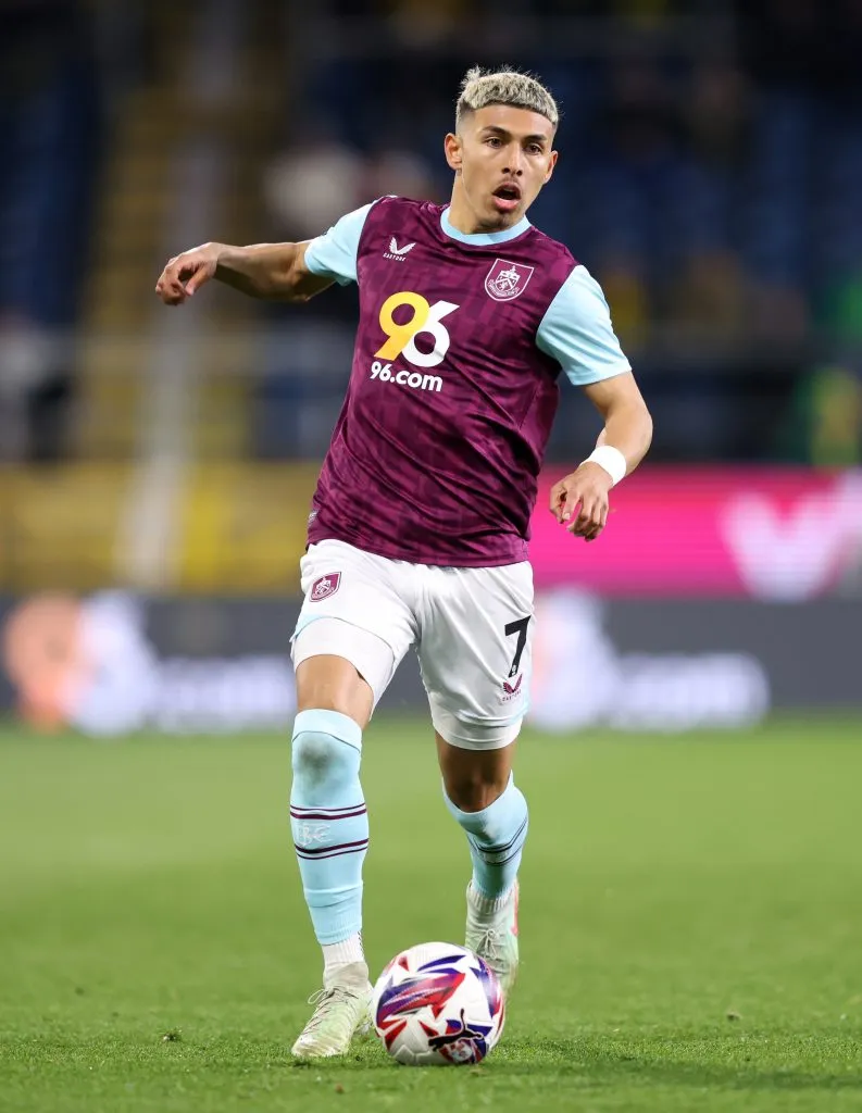 BURNLEY, ENGLAND – APRIL 11: Jeremy Sarmiento of Burnley during the Sky Bet Championship match between Burnley FC and Norwich City FC at  on April 11, 2025 in Burnley, England. (Photo by Matt McNulty/Getty Images)