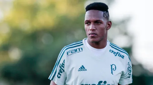 Mina durante treino do Palmeiras no CT Academia de Futebol.