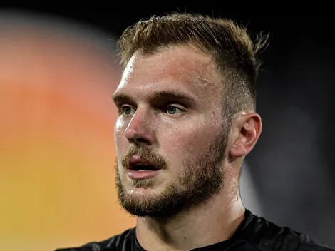 Botafogo não receberá do Lyon por venda de Lucas Perri