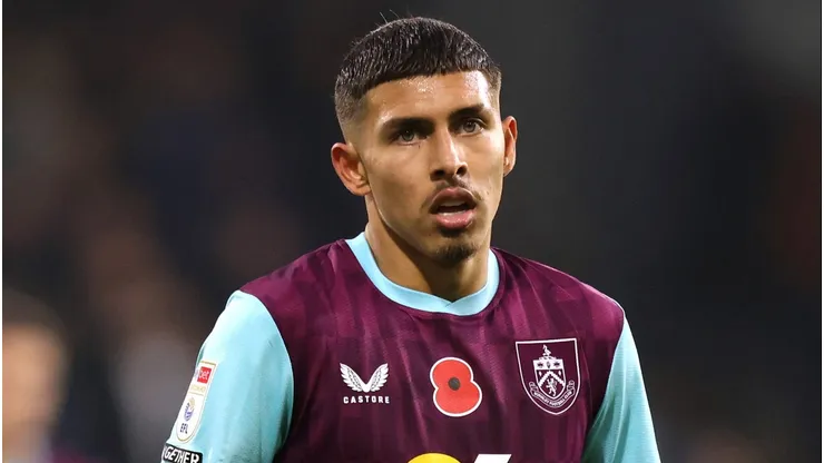 Jeremy Sarmiento durante confronto entre Burnley e Swansea City na temporada 2024/25.