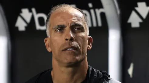 RIO DE JANEIRO, BRAZIL – DECEMBER 04: Felipe "Maestro", head coach of Vasco da Gama looks on prior to the match between Vasco Da Gama and Atletico Mineiro as part of Brasileirao 2024 at Sao Januario Stadium on December 04, 2024 in Rio de Janeiro, Brazil. (Photo by Buda Mendes/Getty Images)