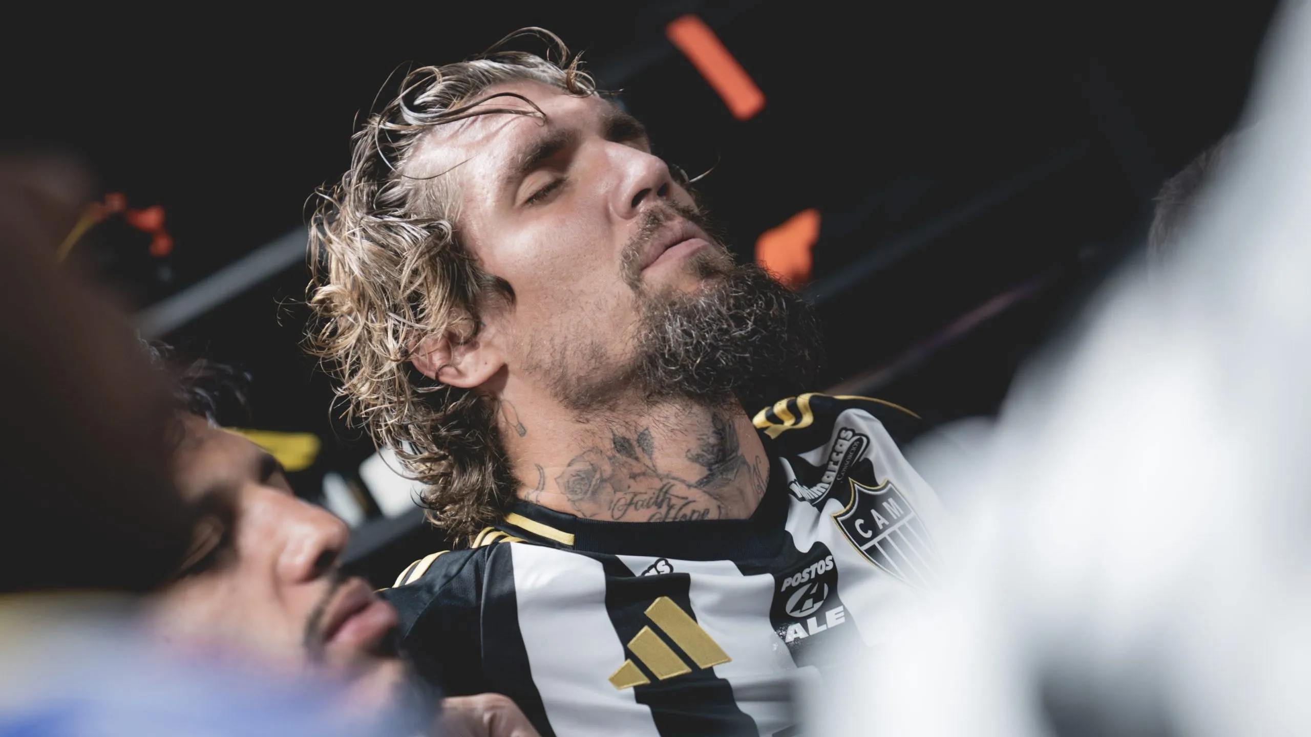 Lyanco concentrando antes de jogo pelo Galo. Foto: Atlético-MG