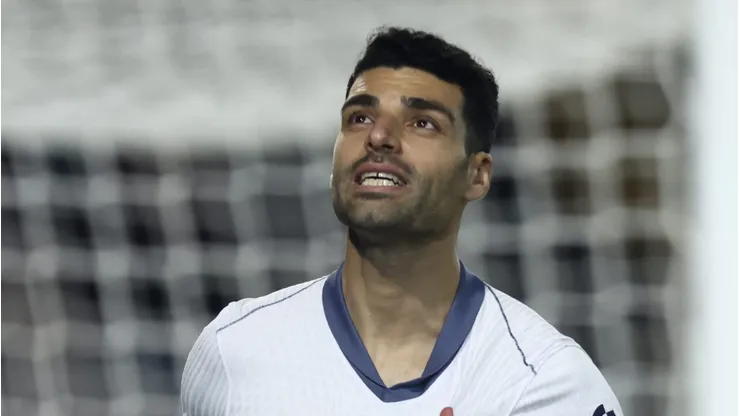 Taremi no Botafogo não deve acontecer.