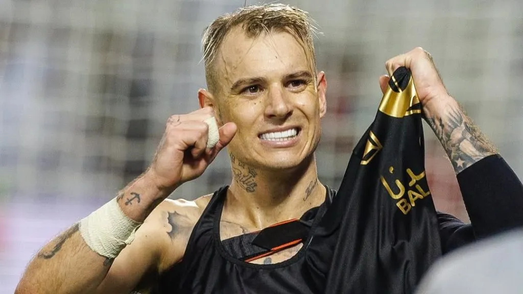 Róger Guedes se aproxima de acerto com Grêmio. Reprodução Instagram