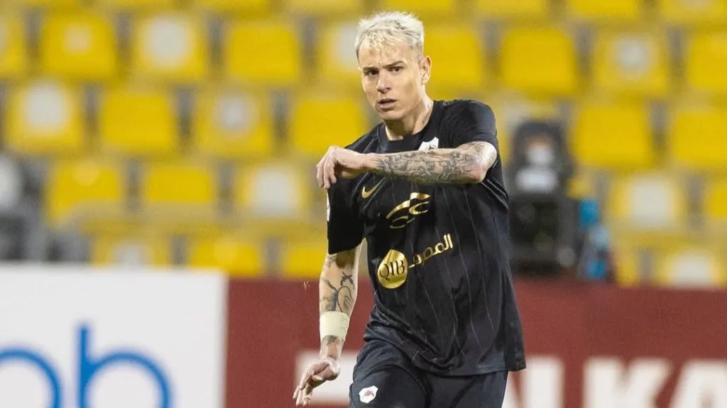 Róger Guedes em partida pelo Al-Rayyan. Reprodução Instagram