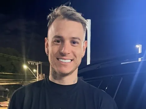 Al-Rayyan recusa nova oferta do Grêmio por Róger Guedes