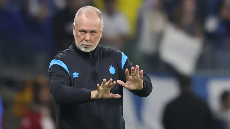 Mano Menezes pode poupar Kannemann em Palmeiras x Grêmio. Foto: Gilson Lobo/AGIF