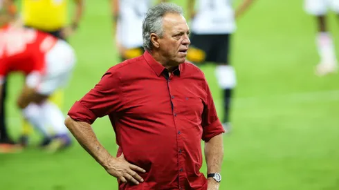 Abel Braga tecnico do Internacional durante partida contra o Corinthians no estadio Beira-Rio pelo campeonato Brasileiro A 2020. Foto: Pedro H. Tesch/AGIF