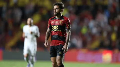 Lucas Lima jogador do Sport durante a partida entre Sport e Botafogo no Estadio da Ilha do Retiro em Recife (PE), pelo campeonato brasileiro Serie A. Foto: Marlon Costa/AGIF
