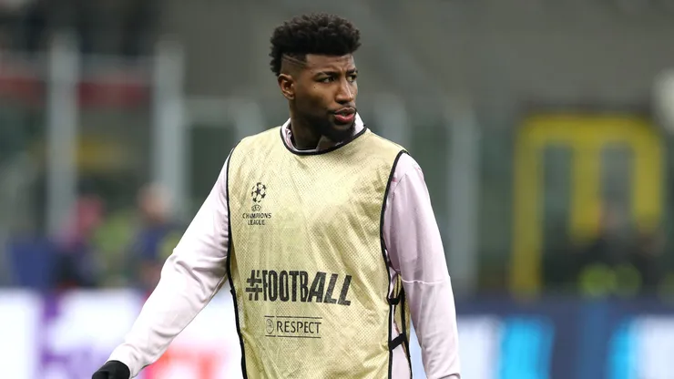 MILAN, ITALY - JANUARY 22: Emerson Royal of AC Milan warms up prior to the UEFA Champions League 2024/25 League Phase MD7 match between AC Milan and Girona FC at Stadio San Siro on January 22, 2025 in Milan, Italy. (Photo by Marco Luzzani/Getty Images)