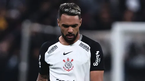Raniele durante confronto contra o Bragantino no Campeonato Brasileiro de 2025.