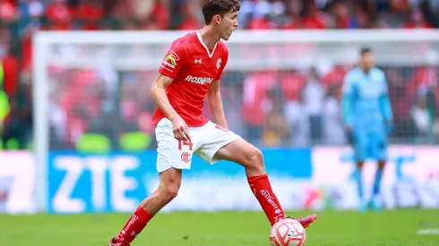 TOLUCA, MEXICO – JULY 23: Marcel Ruiz of Toluca drives the ball during the 4th round match between Toluca and Santos Laguna as part of the Torneo Apertura 2022 Liga MX at Nemesio Diez Stadium on July 23, 2022 in Toluca, Mexico. (Photo by Hector Vivas/Getty Images)