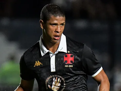 Vasco acerta retorno do volante Cauan Barros