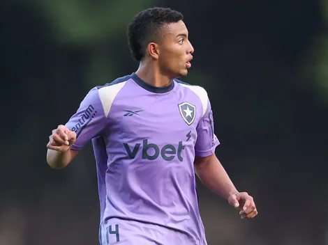 Botafogo divulga relacionados contra o Bragantino e Jordan Barrera é ausência