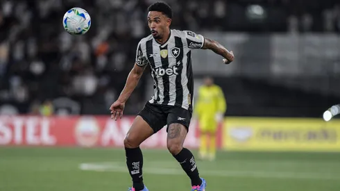 Vitinho jogador do Botafogo durante partida contra o Carabobo no estadio Engenhao pelo campeonato Copa Libertadores 2025.