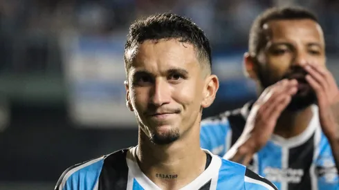 Dodi pelo Grêmio. Foto: Leonardo Hubbe/AGIF